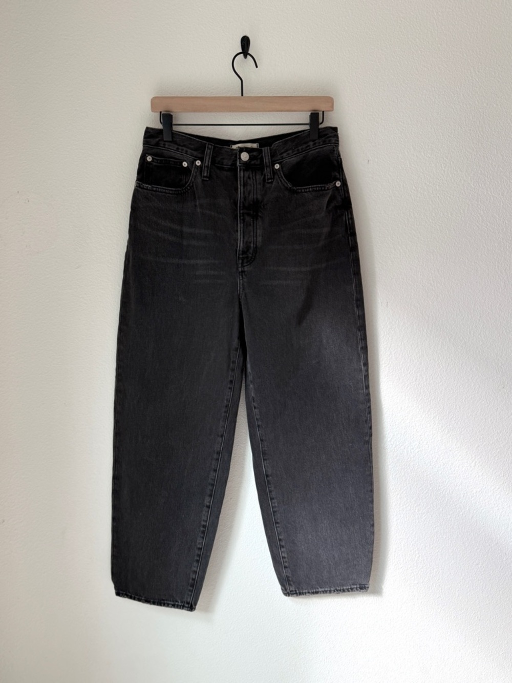 Madewell Balloon Jean in Noll Wash - 28 - Like New - Picture 2 of 9